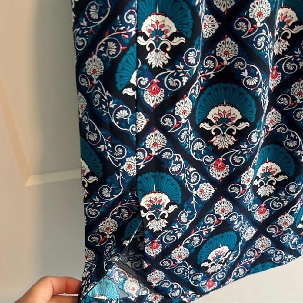 LOFT Navy Floral Pencil Skirt​ - Small - Picture 4 of 9